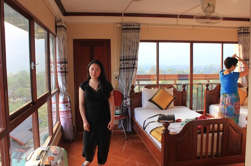 เมาน์เท็น วิว ริเวอร์ไซด์ บูทิก โฮเต็ล Hotel วังเวียง ภายนอก รูปภาพ