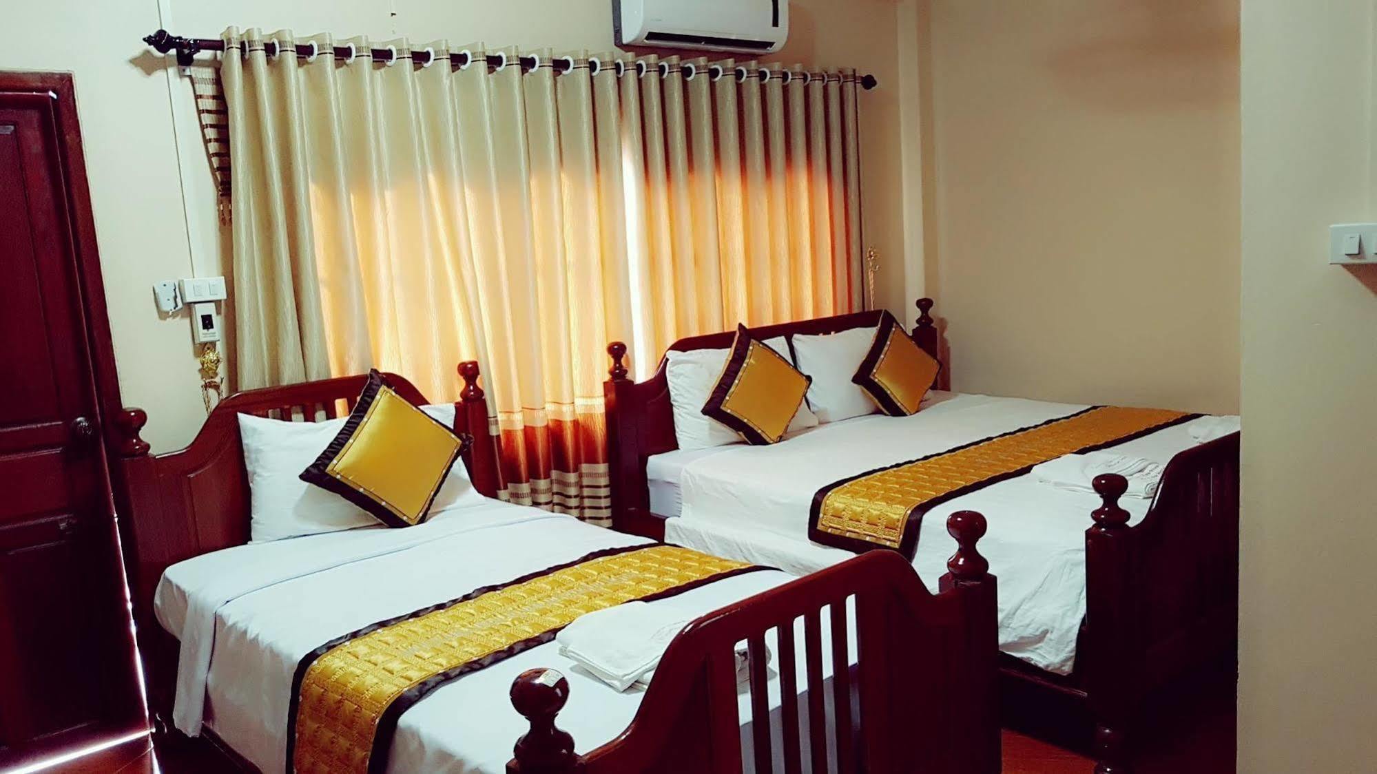 เมาน์เท็น วิว ริเวอร์ไซด์ บูทิก โฮเต็ล Hotel วังเวียง ภายนอก รูปภาพ